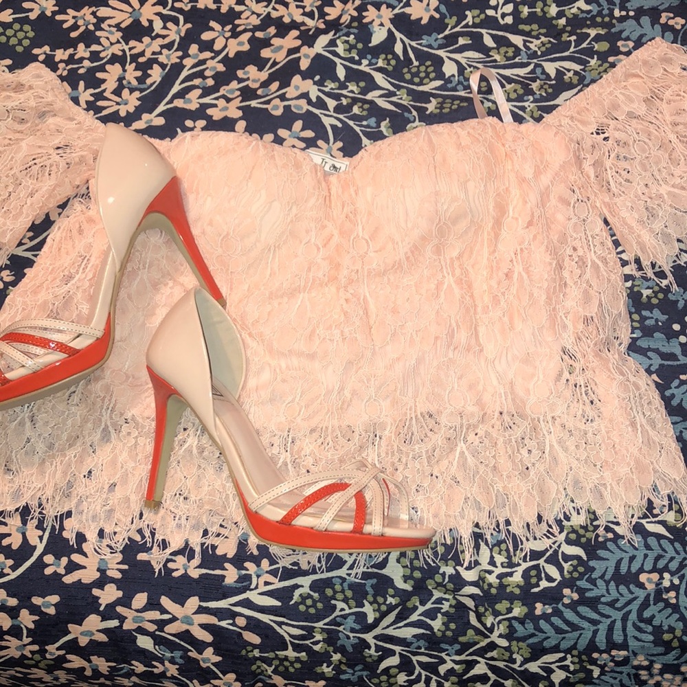 Pumps - Picture 9 of 9